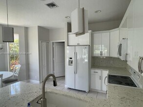 1034 Diamond Head Way in Palm Beach Gardens, FL - Building Photo - Building Photo