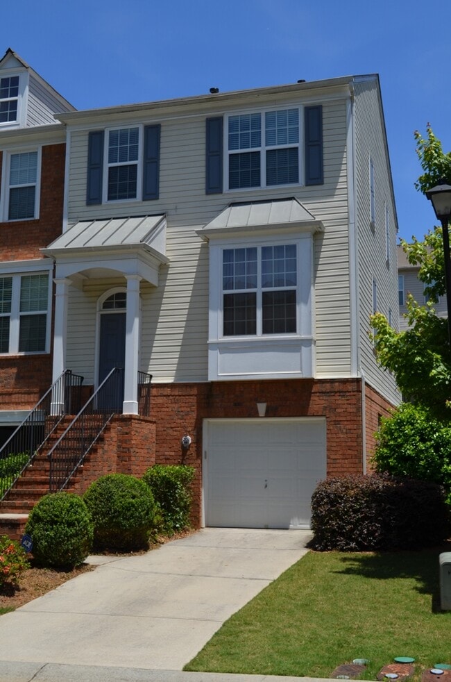property at 1371 Thornborough Dr