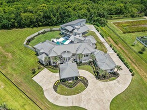 4043 Maranatha Dr in Sugar Land, TX - Building Photo - Building Photo