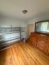 864 Alter Rd in Detroit, MI - Building Photo - Building Photo