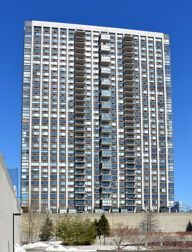 River Ridge in Fort Lee, NJ - Foto de edificio - Building Photo