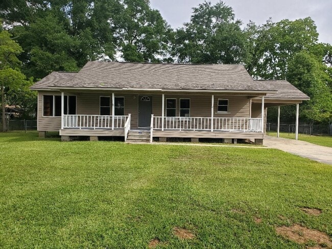 property at 1014 W 9th St