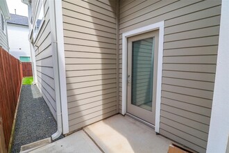 2307 Clementine St in Houston, TX - Building Photo - Building Photo