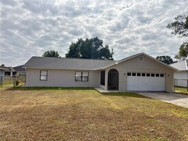 2870 SW 143 Place Rd in Ocala, FL - Building Photo