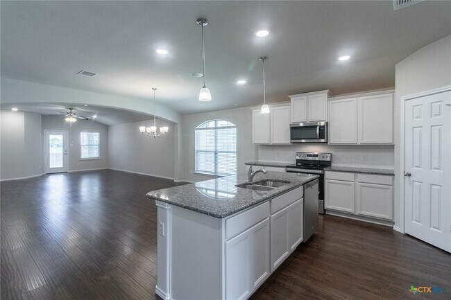 263 Bainbridge Rd in Temple, TX - Building Photo - Building Photo
