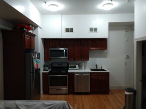 183 Columbia St, Unit 203 in Cambridge, MA - Building Photo - Building Photo