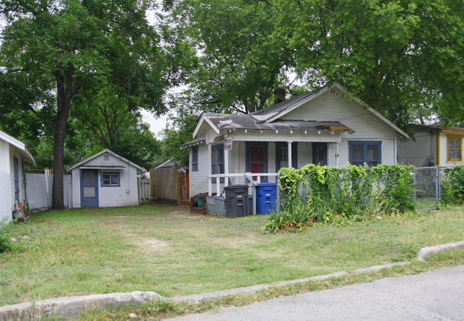 618-624 Potomac St in San Antonio, TX - Building Photo - Building Photo