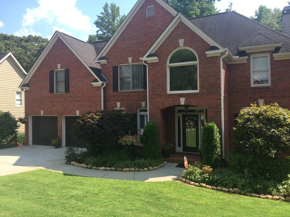 7006 E Hills Way, Unit 1 in Woodstock, GA - Building Photo