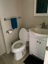 1563 Willis St in Redding, CA - Building Photo - Building Photo