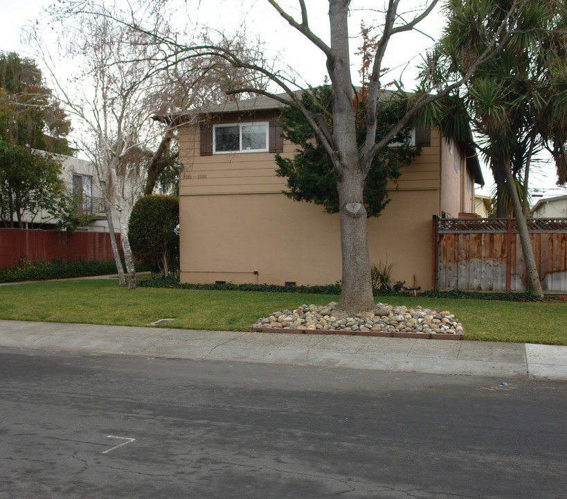 3080 Emerson St in Palo Alto, CA - Building Photo