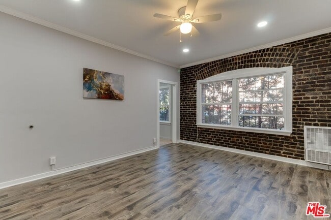 730 S Catalina St in Los Angeles, CA - Building Photo - Building Photo