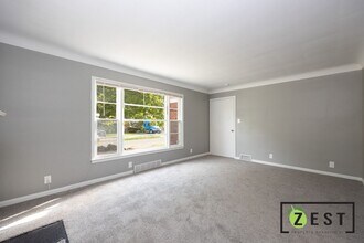 5235 Chatsworth St-Unit -5235 Lower in Detroit, MI - Building Photo - Building Photo