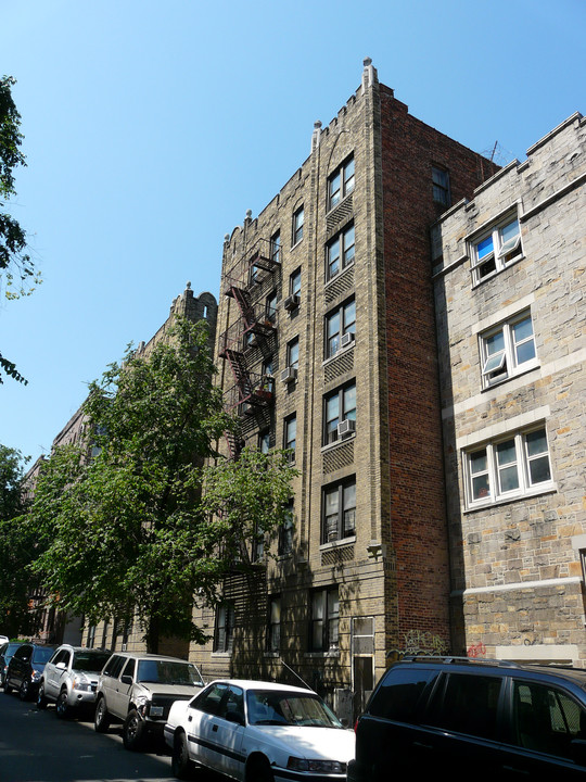 2855 Claflin Ave in Bronx, NY - Building Photo