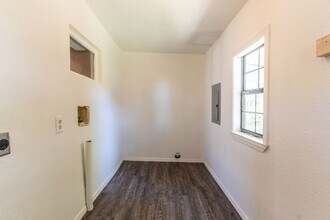 517 SW 26th St in Oklahoma City, OK - Building Photo - Building Photo