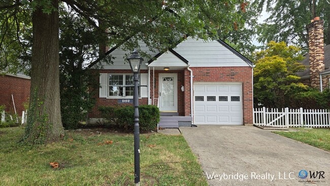 8468 Plainfield Rd in Cincinnati, OH - Building Photo - Building Photo