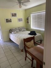 23030 Hilse Ln in Santa Clarita, CA - Building Photo - Building Photo