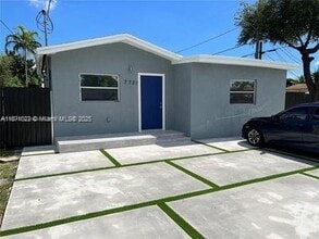 7721 NW 10th Ave in Miami, FL - Building Photo - Building Photo