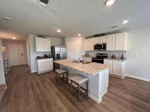 207 Laurel Hl St in Crestview, FL - Building Photo - Building Photo