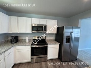 1514 Indigo Creek Dr in Zebulon, NC - Foto de edificio - Building Photo