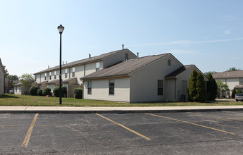 Kimberly Meadows Apartments in Columbus, OH - Foto de edificio - Building Photo