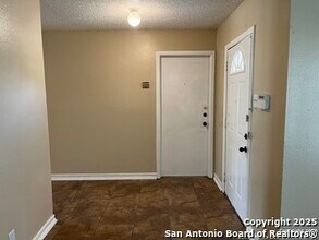 7902 Corum Trail Dr in San Antonio, TX - Building Photo - Building Photo