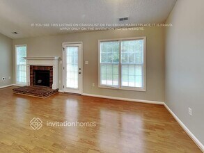 321 Tamarack Dr in Matthews, NC - Building Photo - Building Photo