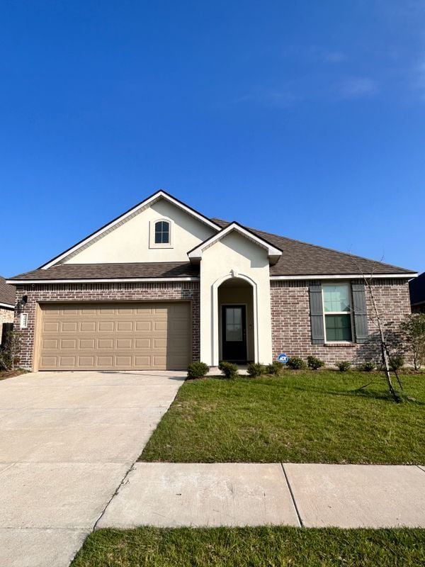 property at 1860 E Lakeshore Lndg Dr