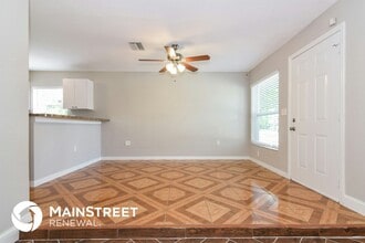 1712 18th St E in Palmetto, FL - Foto de edificio - Building Photo