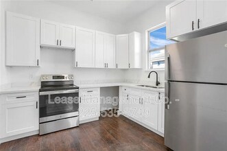 8733 Olive St in New Orleans, LA - Building Photo - Building Photo