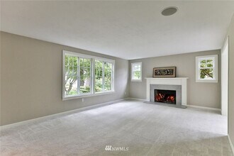 4338 157th Ave SE in Bellevue, WA - Building Photo - Building Photo
