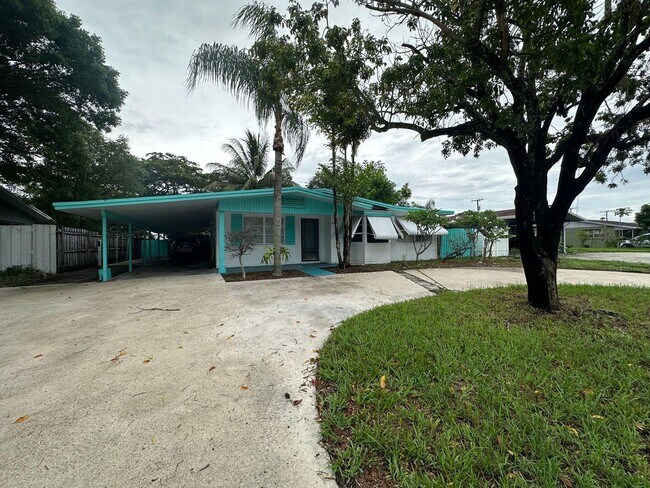 9308 N Military Trl in West Palm Beach, FL - Building Photo - Building Photo