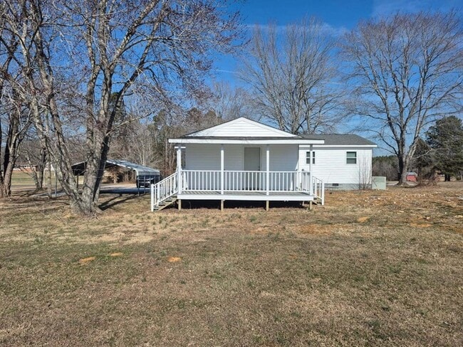 2124 Grassy Creek Virgilina Rd in Oxford, NC - Building Photo - Building Photo