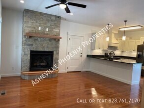 426 Shadow Wood Dr in Leicester, NC - Building Photo - Building Photo