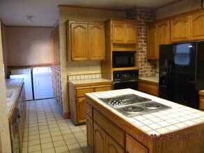 3239 E Curtis Dr in Sacramento, CA - Building Photo - Building Photo
