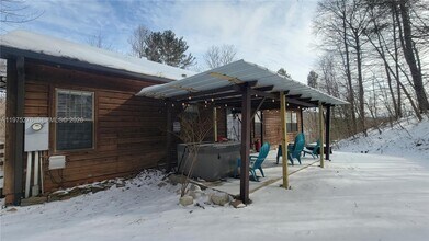 320 Moss Hill Rd in Azalea Park, FL - Building Photo - Building Photo