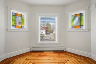 35 Saratoga Ave in South Glens Falls, NY - Building Photo