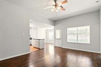 4006 Enclave Mist Ln in Richmond, TX - Building Photo - Building Photo