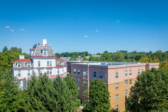 Aigburth Vale Senior Community in Towson, MD - Building Photo - Building Photo