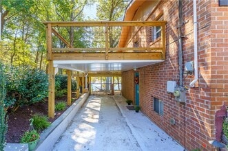 5580 Williams Shores Dr in Cumming, GA - Foto de edificio - Building Photo