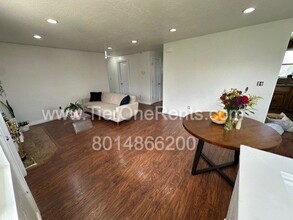 1470 S 240 E in Orem, UT - Building Photo - Building Photo