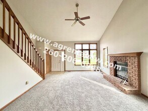 7911 Sedgewick Pl in Fort Wayne, IN - Building Photo - Building Photo