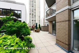188 E 64th St in New York, NY - Building Photo - Building Photo