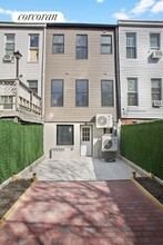 398 Prospect Ave in Brooklyn, NY - Foto de edificio - Building Photo