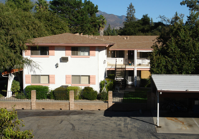 211 E Summer St in Ojai, CA - Building Photo - Building Photo