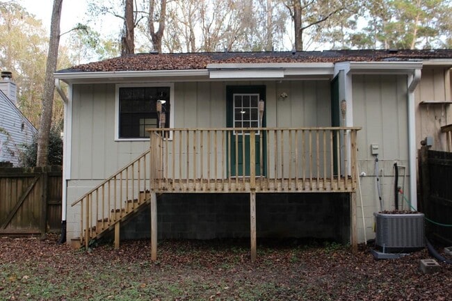 202 Whetherbine Way W in Tallahassee, FL - Building Photo - Building Photo