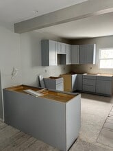 19 Davis St, Unit 1 in Woburn, MA - Building Photo - Building Photo