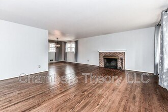 5508 Inverchapel Rd in Springfield, VA - Building Photo - Building Photo