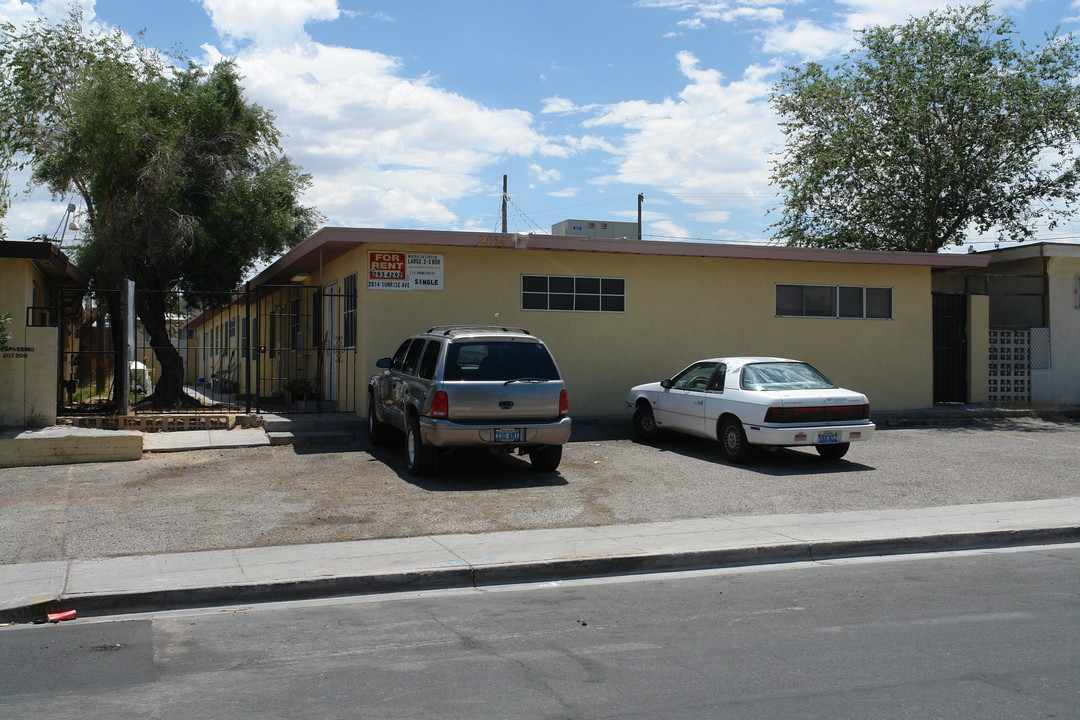 2014 Sunrise Ave in Las Vegas, NV - Building Photo