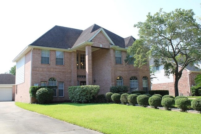 property at 2411 Rose Hollow Dr