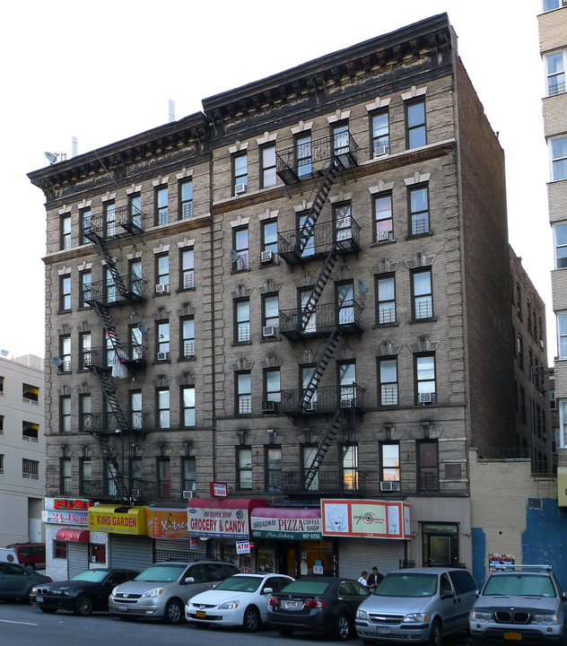 4316 Broadway in New York, NY - Building Photo